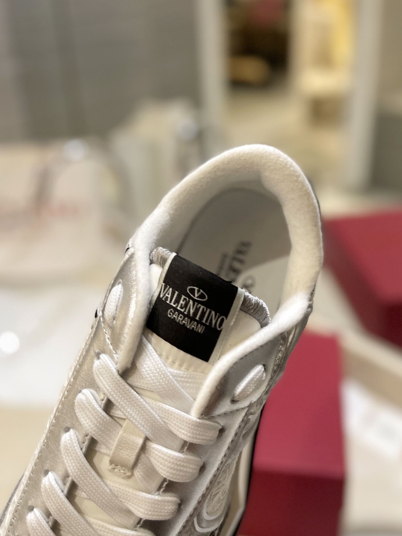 Valentino Sneakers